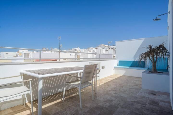 Apartamento Con Terraza Vistas Al Mar. Коніль-де-ла-Фронтера Екстер'єр фото