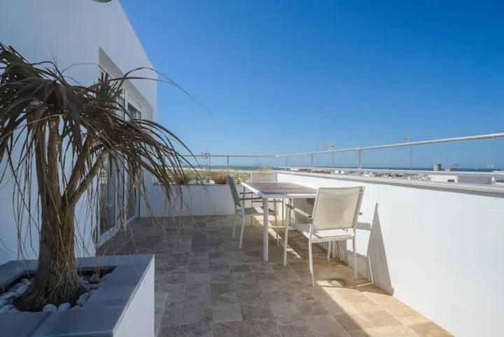 Apartamento Con Terraza Vistas Al Mar. Коніль-де-ла-Фронтера Екстер'єр фото