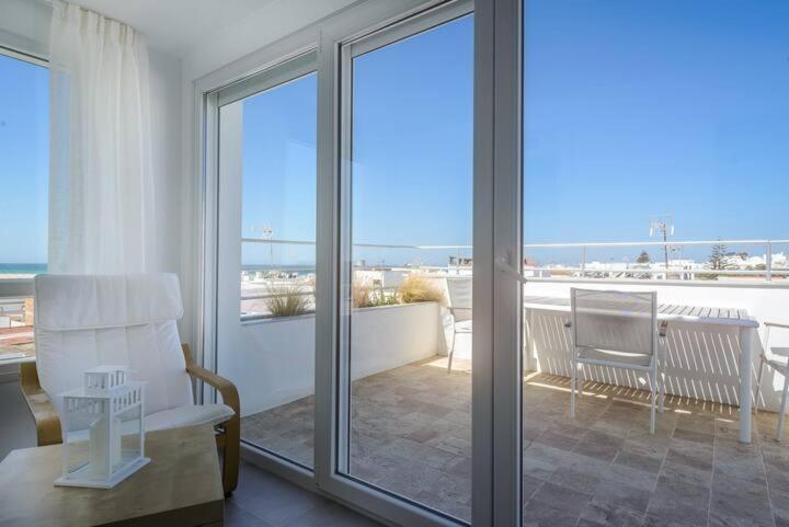 Apartamento Con Terraza Vistas Al Mar. Коніль-де-ла-Фронтера Екстер'єр фото